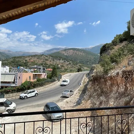 Panthouse * Himara